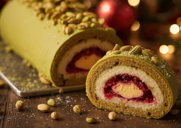 Bûche pistache insert framboise